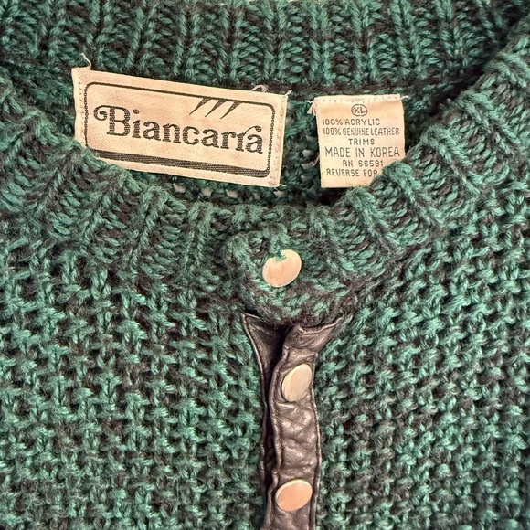 Biancarra Women's Green Sweater - Picture 5 of 7